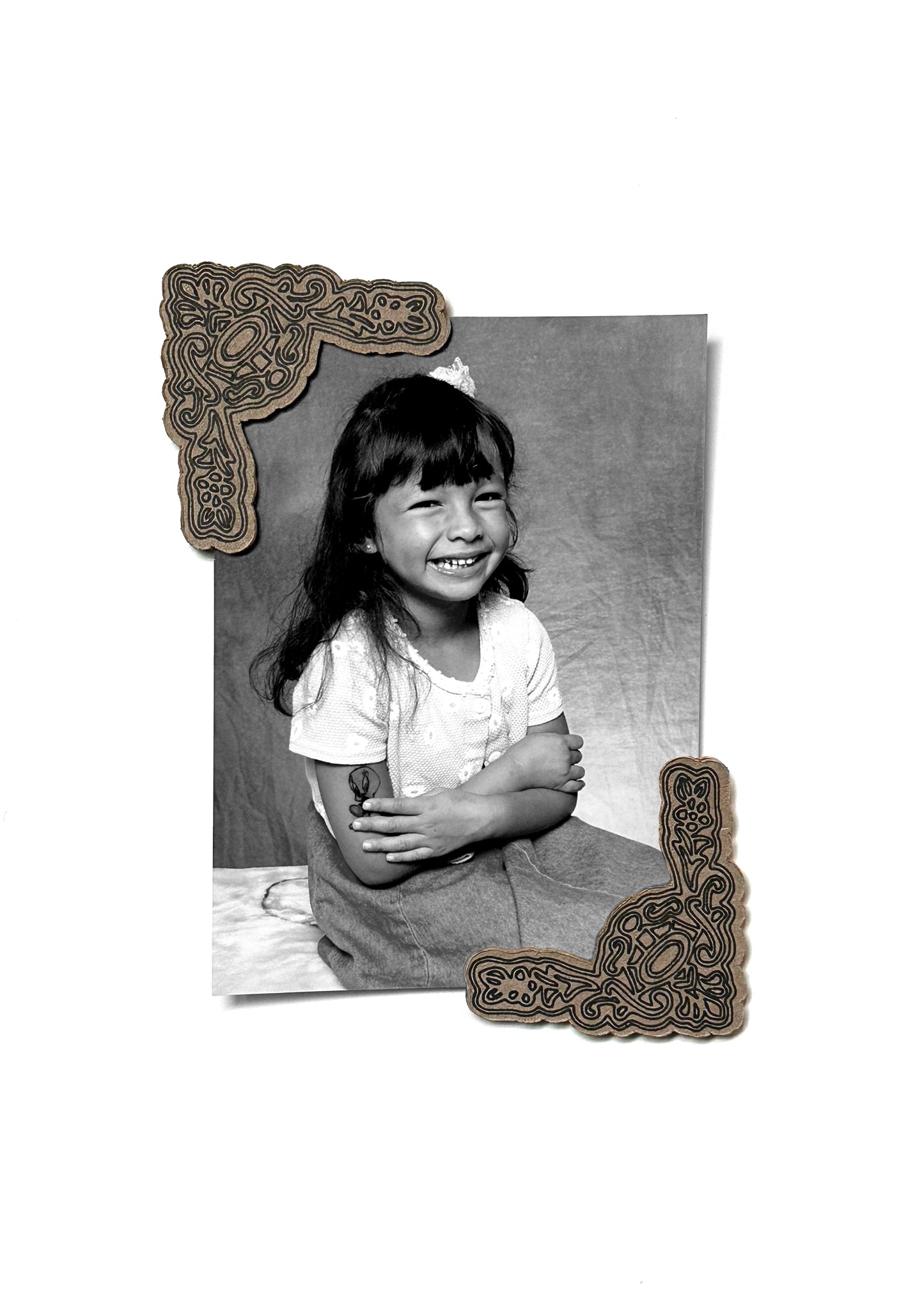 Alma Image Corner Gallery Magnets (2-Pack)
