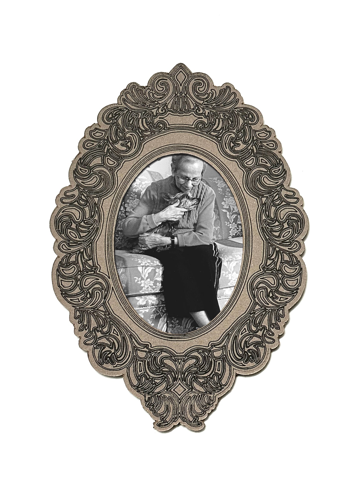 Elizabeth 4 x 6 Gallery Magnet Frame